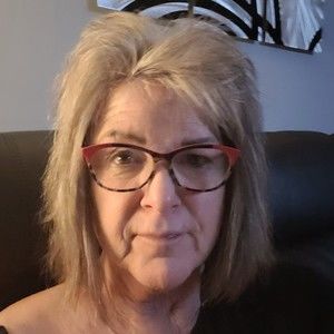 Meet your Posher, Posh